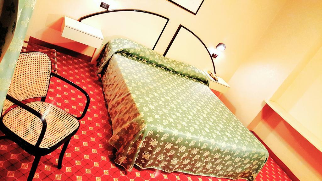 Hinterland Hotel クアルトゥ・サンテーレナ エクステリア 写真
